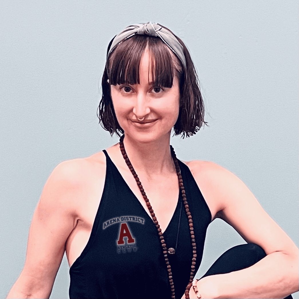 Portrait of Maggie Fekete, personal trainer, yoga teacher, health coach and nutritionist